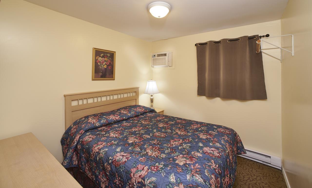 Black Sea Motel Penticton Ngoại thất bức ảnh