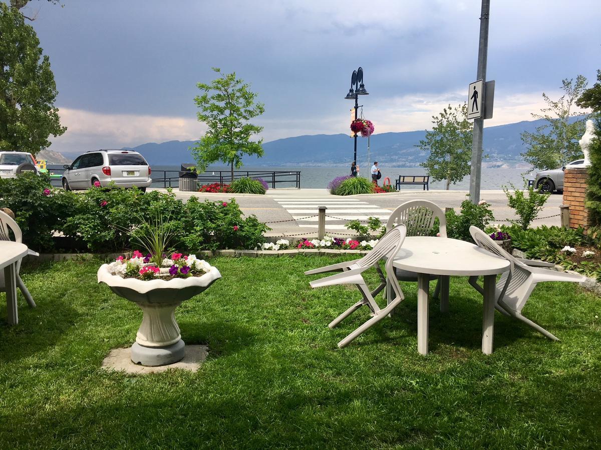 Black Sea Motel Penticton Ngoại thất bức ảnh