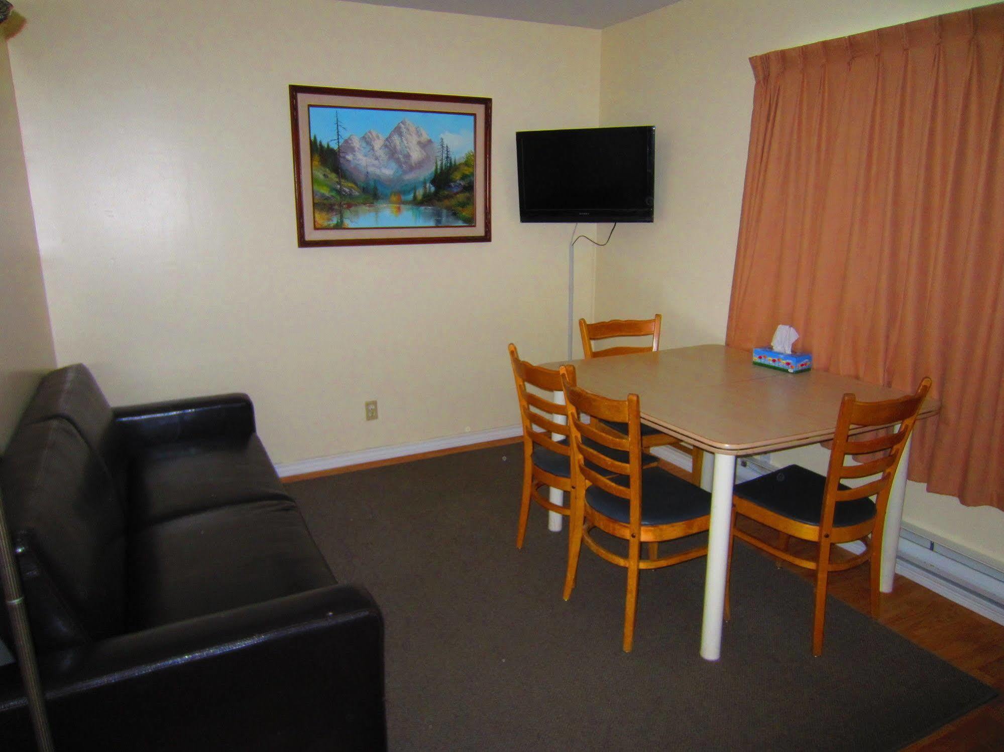 Black Sea Motel Penticton Ngoại thất bức ảnh