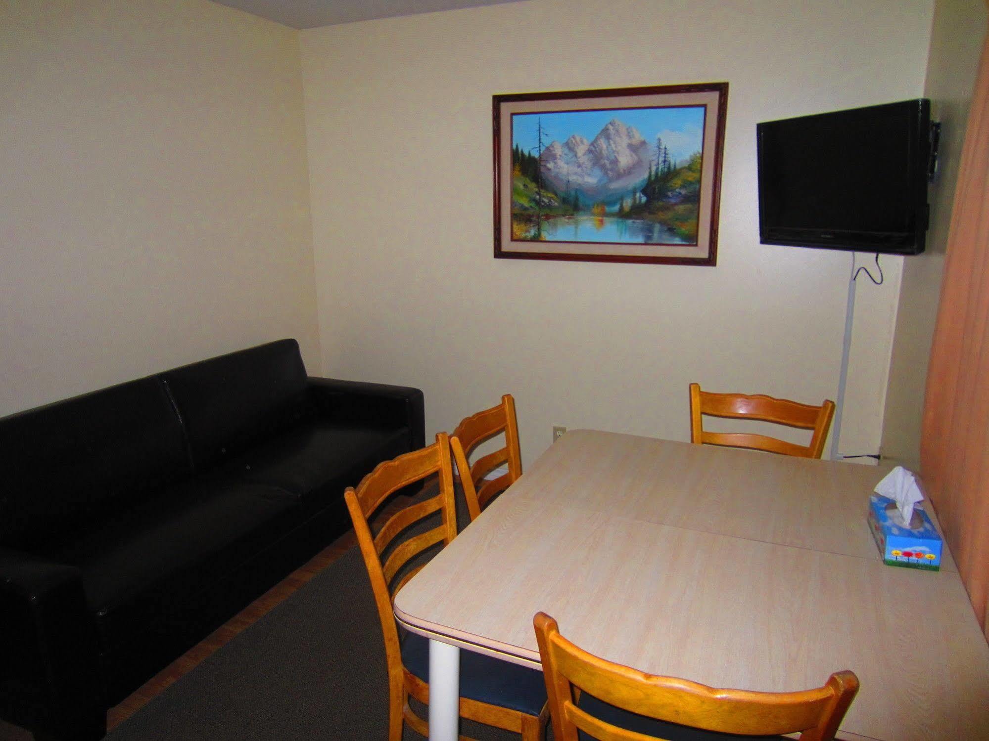 Black Sea Motel Penticton Ngoại thất bức ảnh
